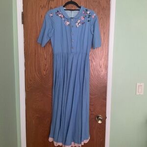 Beautiful blue linen dress with embroidery, size XS